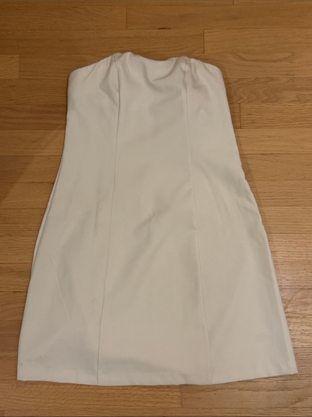 Classic Strapless White Cocktail Dress